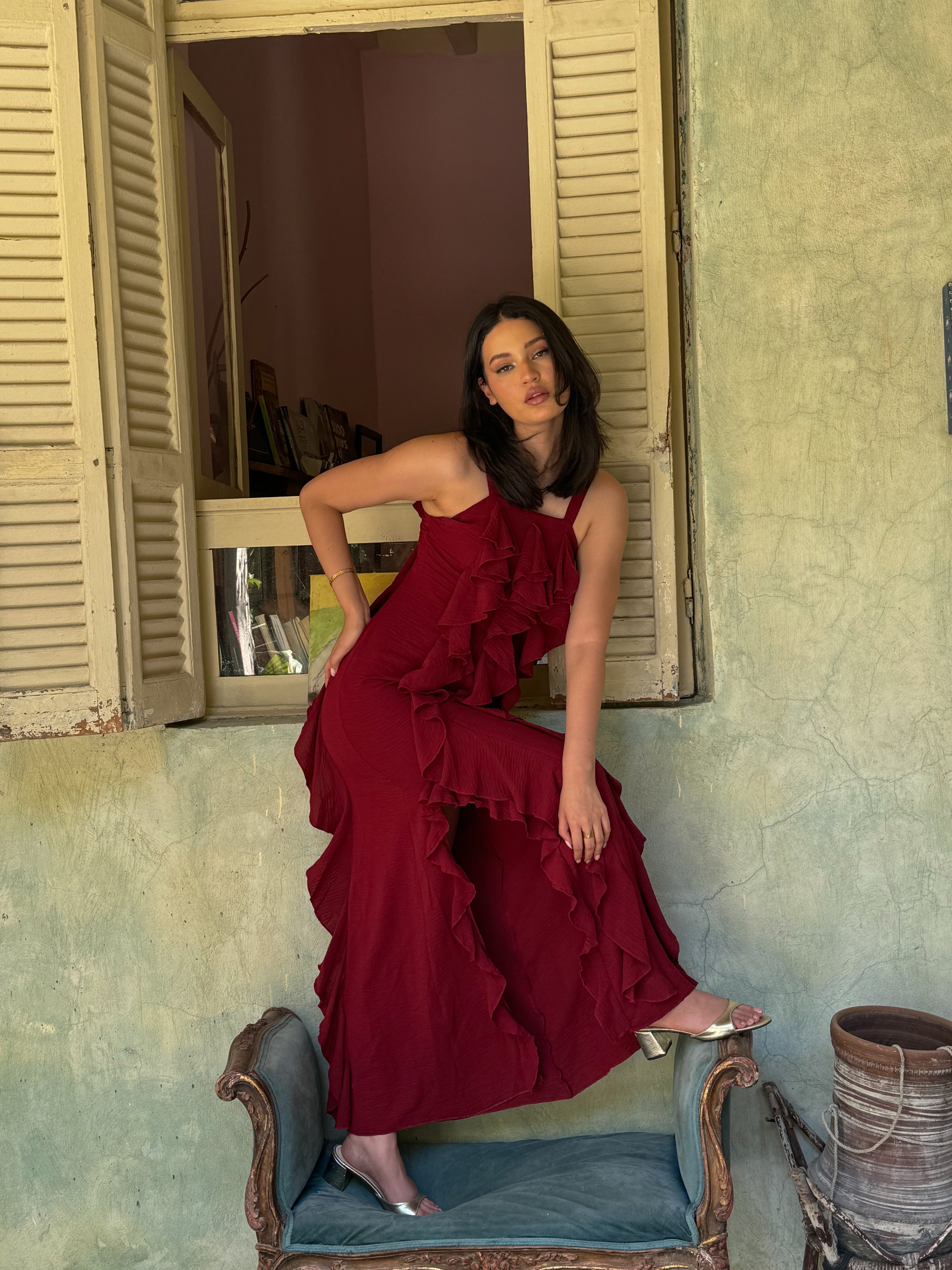 Era Ruffle maxi dress in burgundy